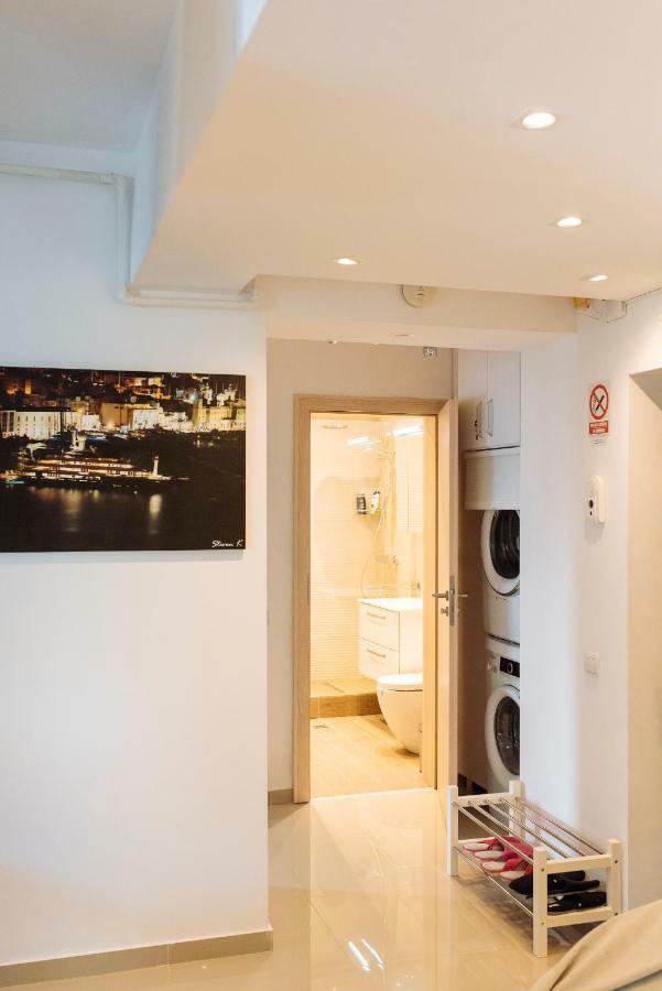 Luxury Flat 8 Near Metro Apartman Bukarest Kültér fotó