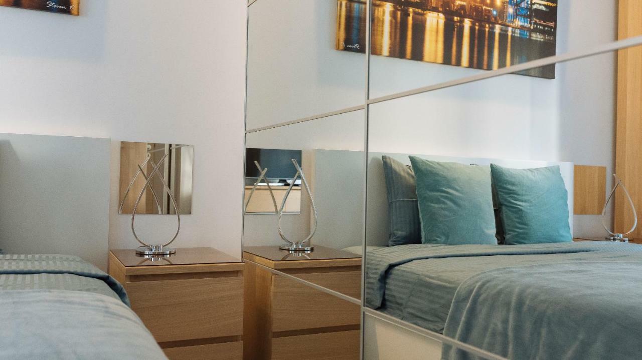 Luxury Flat 8 Near Metro Apartman Bukarest Kültér fotó