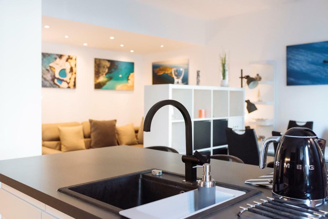 Luxury Flat 8 Near Metro Apartman Bukarest Kültér fotó